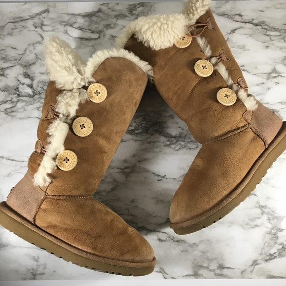 UGG Shoes - Ugg Chestnut Bailey Button Triplet II Boots